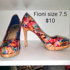 Floral print heels